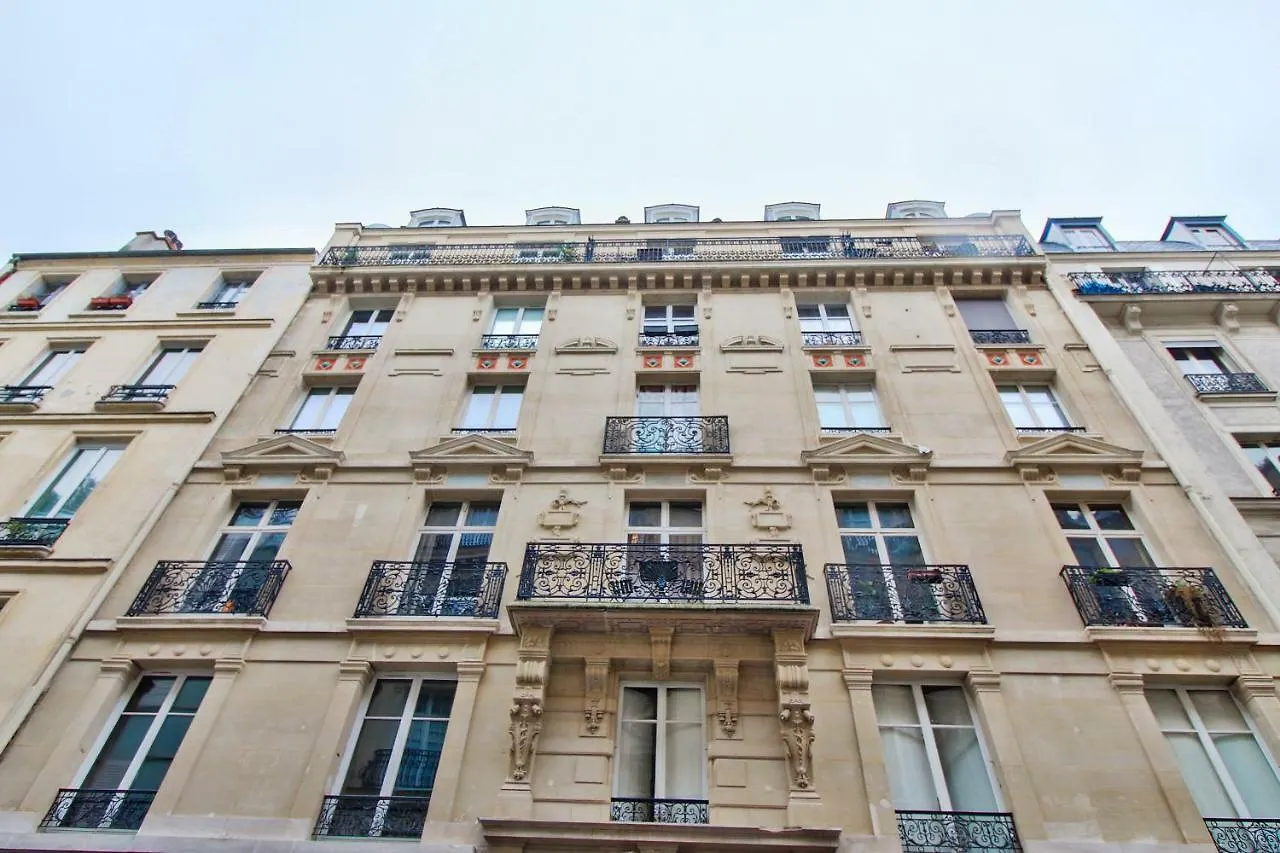 11 Rue Portefoin Paris