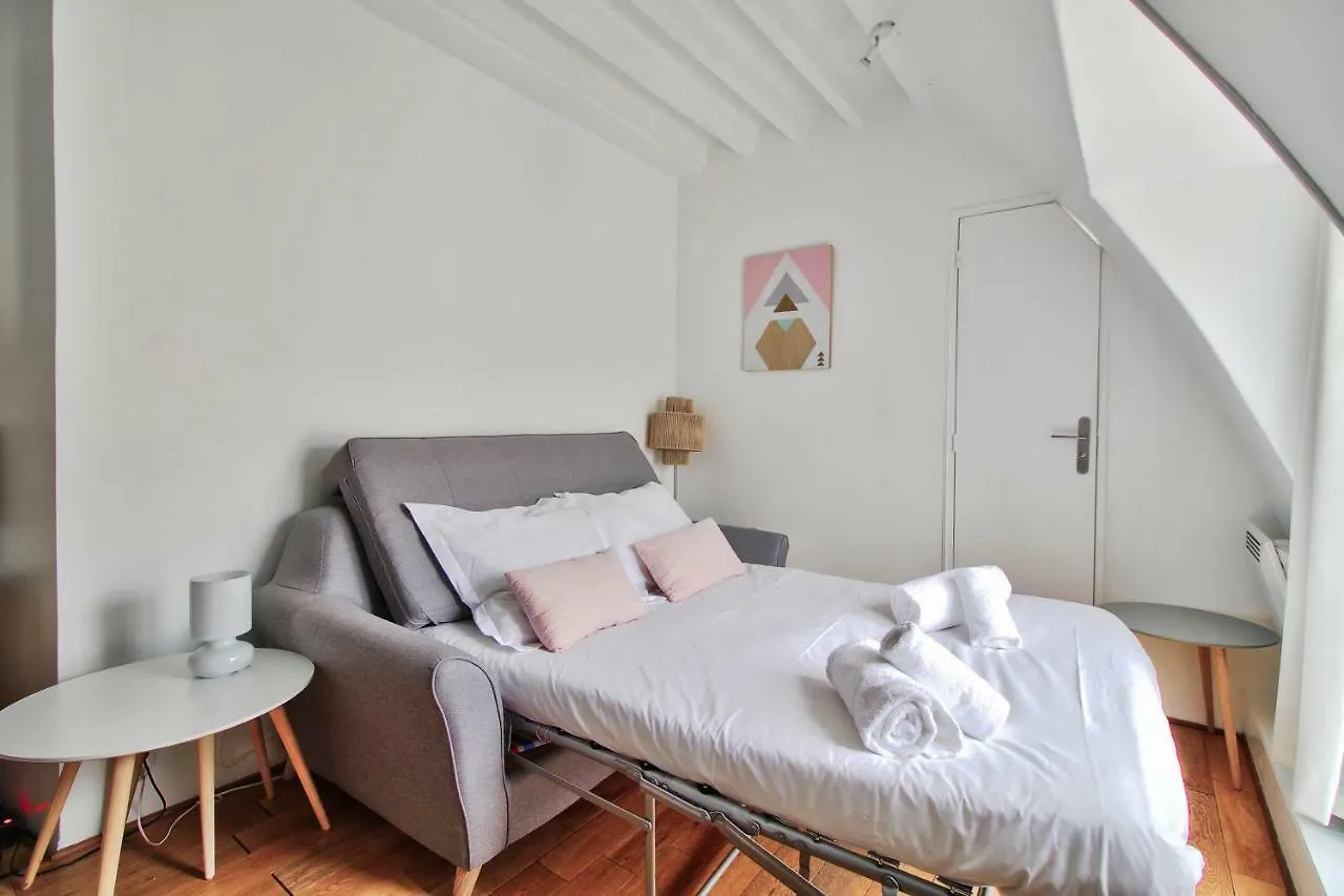 Apartment 11 Rue Portefoin *