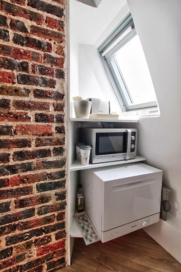 Apartment 11 Rue Portefoin Paris