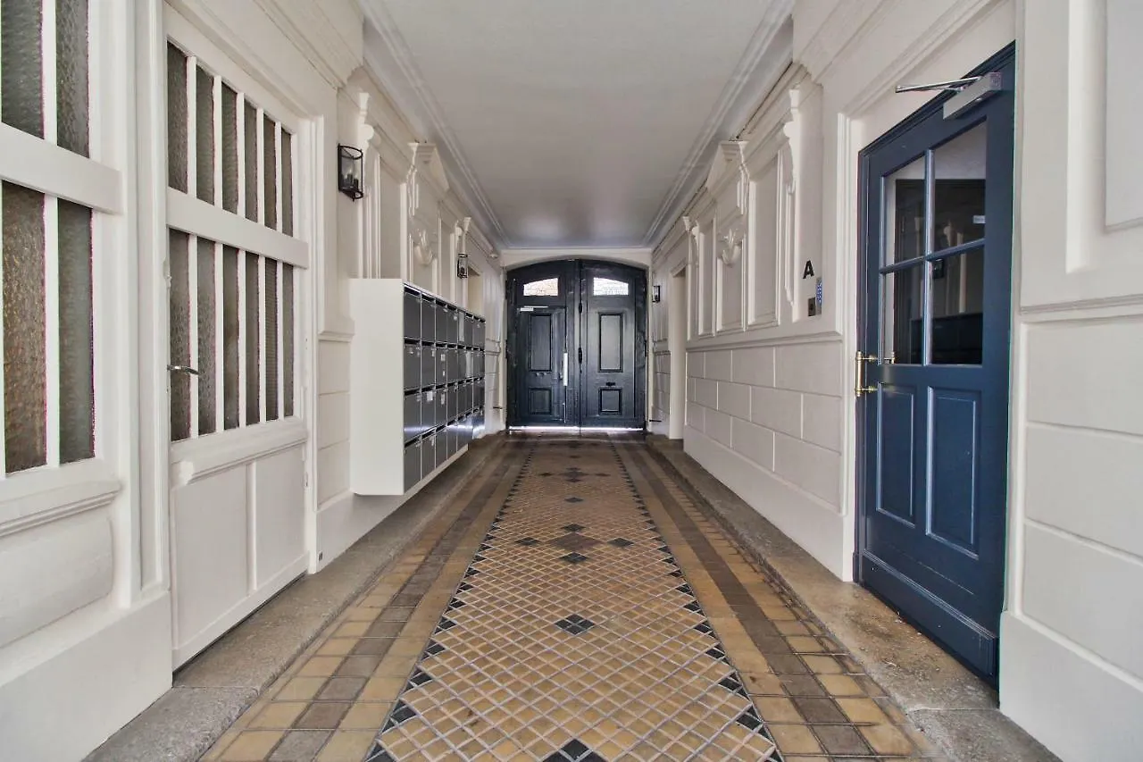 11 Rue Portefoin